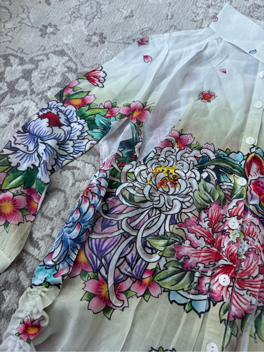 Ed Hardy White Button-Up 3/4 Sleeve Blouse Classic Floral Tattoo Motive - Picture 9 of 9